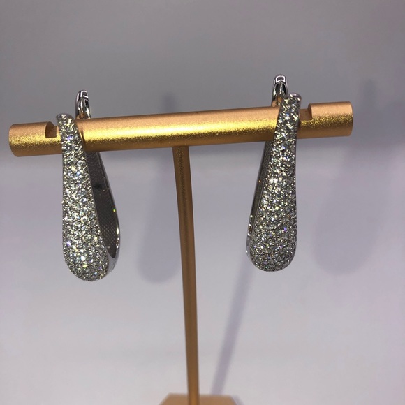 3ct Tulip Hoop Earrings - Picture 9 of 13